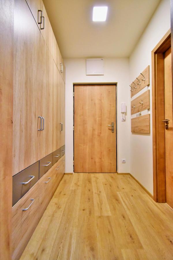 Апартаменты Apartma Promenada 276-12 Горни-Маршов Экстерьер фото